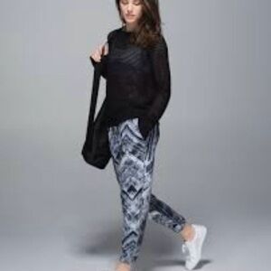 Lululemon Namaskar II Jogger Heat‎ Wave White Black Women Size 6 Loose Ankle EUC